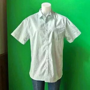 Across the Pond, men’s size, large, seafoam green